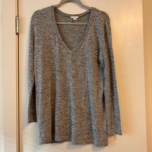 Nordstrom BP long gray v neck size small